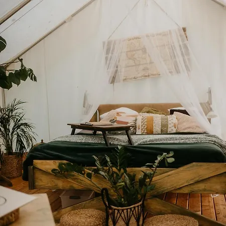 Kaluna Glamp Jungle Luxury tent *