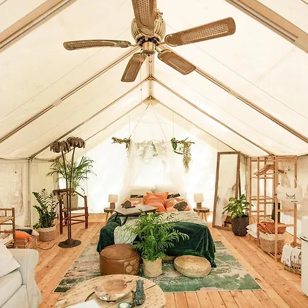 Kaluna Glamp Jungle