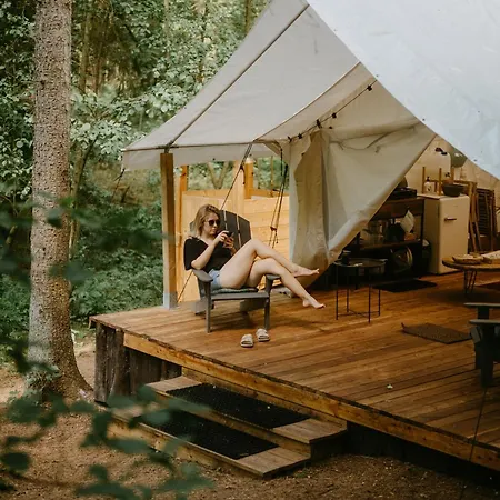 Kaluna Glamp Jungle Luxury tent