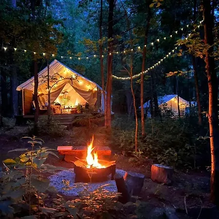 Kaluna Glamp Jungle Luxury tent