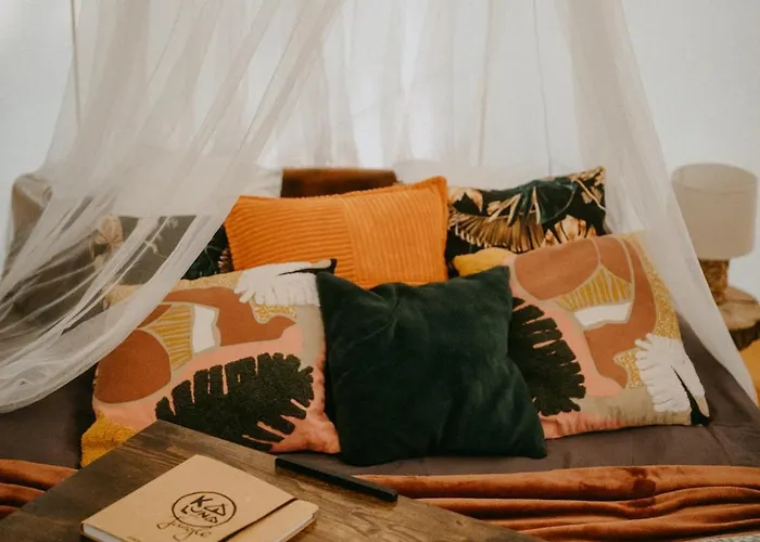 Luxusní stan Kaluna Glamp Jungle Swaderki