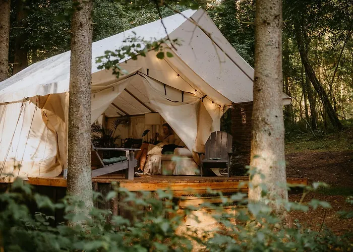Kaluna Glamp Jungle Luxusní stan Swaderki